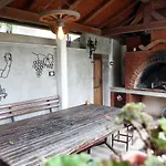 Uma * Izola