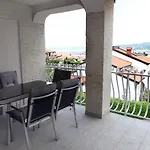 Uma Izola