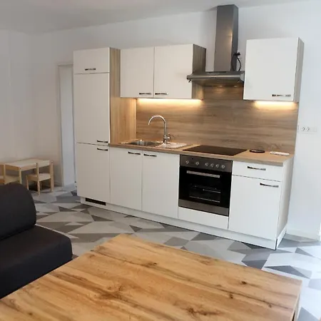 Uma Izola