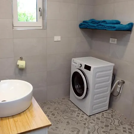 Uma Apartamento *
