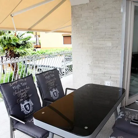 Uma Apartamento
