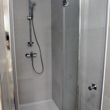 Apartamento Uma *