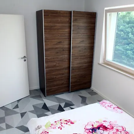 Uma Apartman Izola
