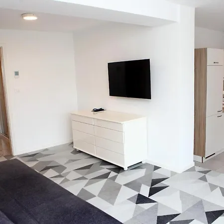 Uma Apartman *
