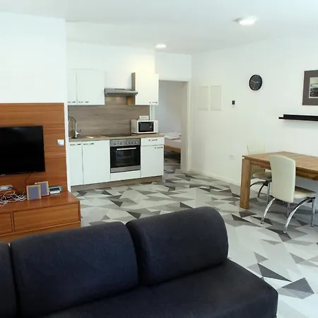 Uma Apartamento *