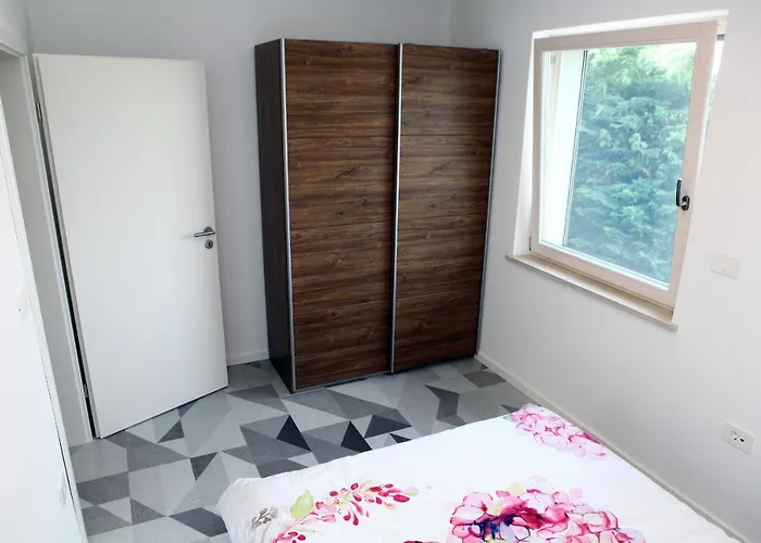 Uma 아파트 이졸라